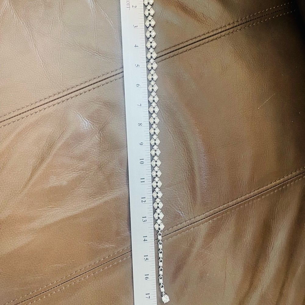 BOGOFF pristine VNT brilliant rhinestone choker. - Picture 5 of 6